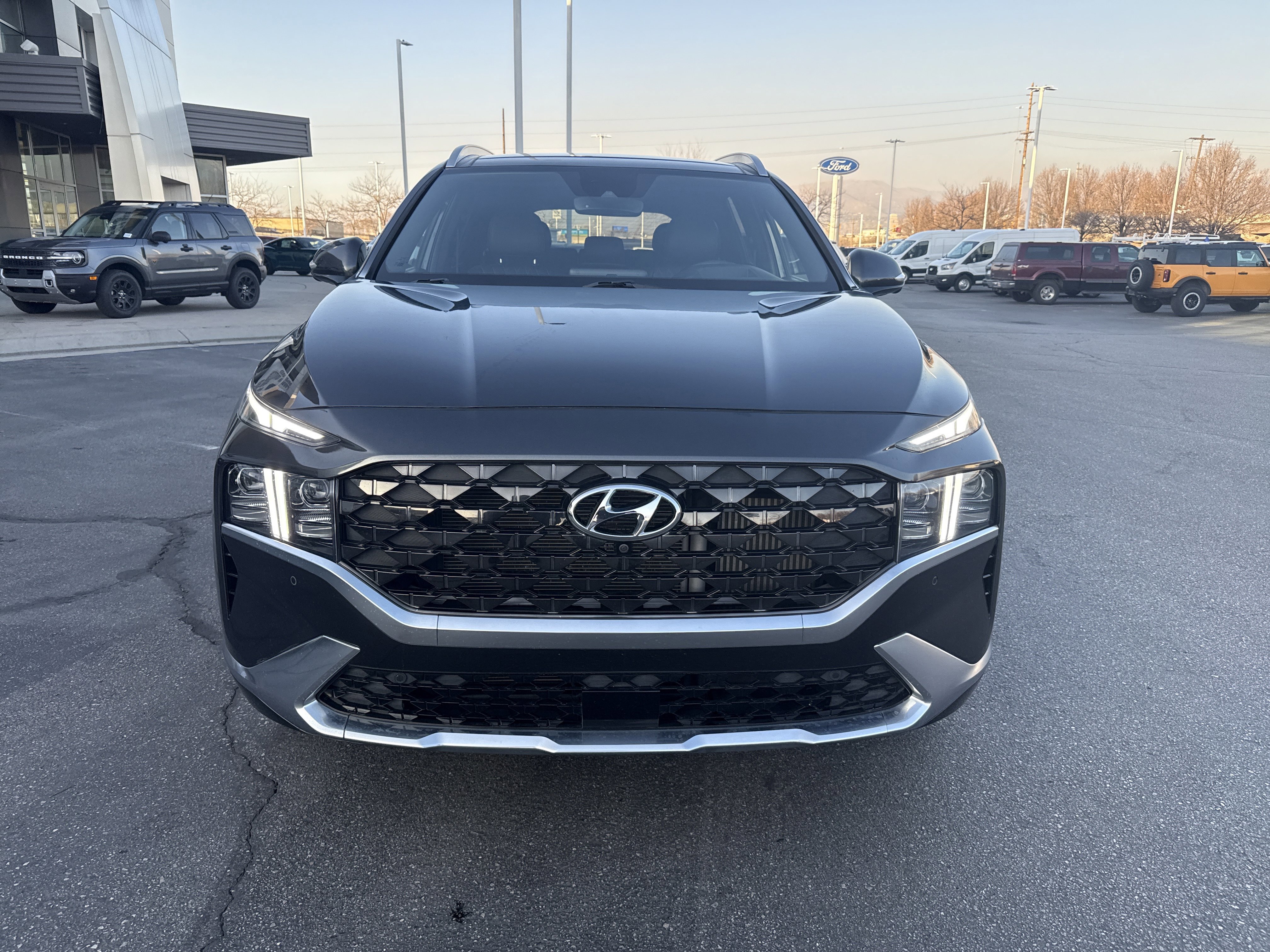Used 2022 Hyundai Santa Fe Calligraphy image 9