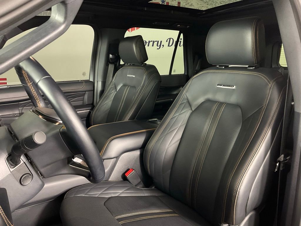 Certified 2024 Ford Expedition Platinum image 14