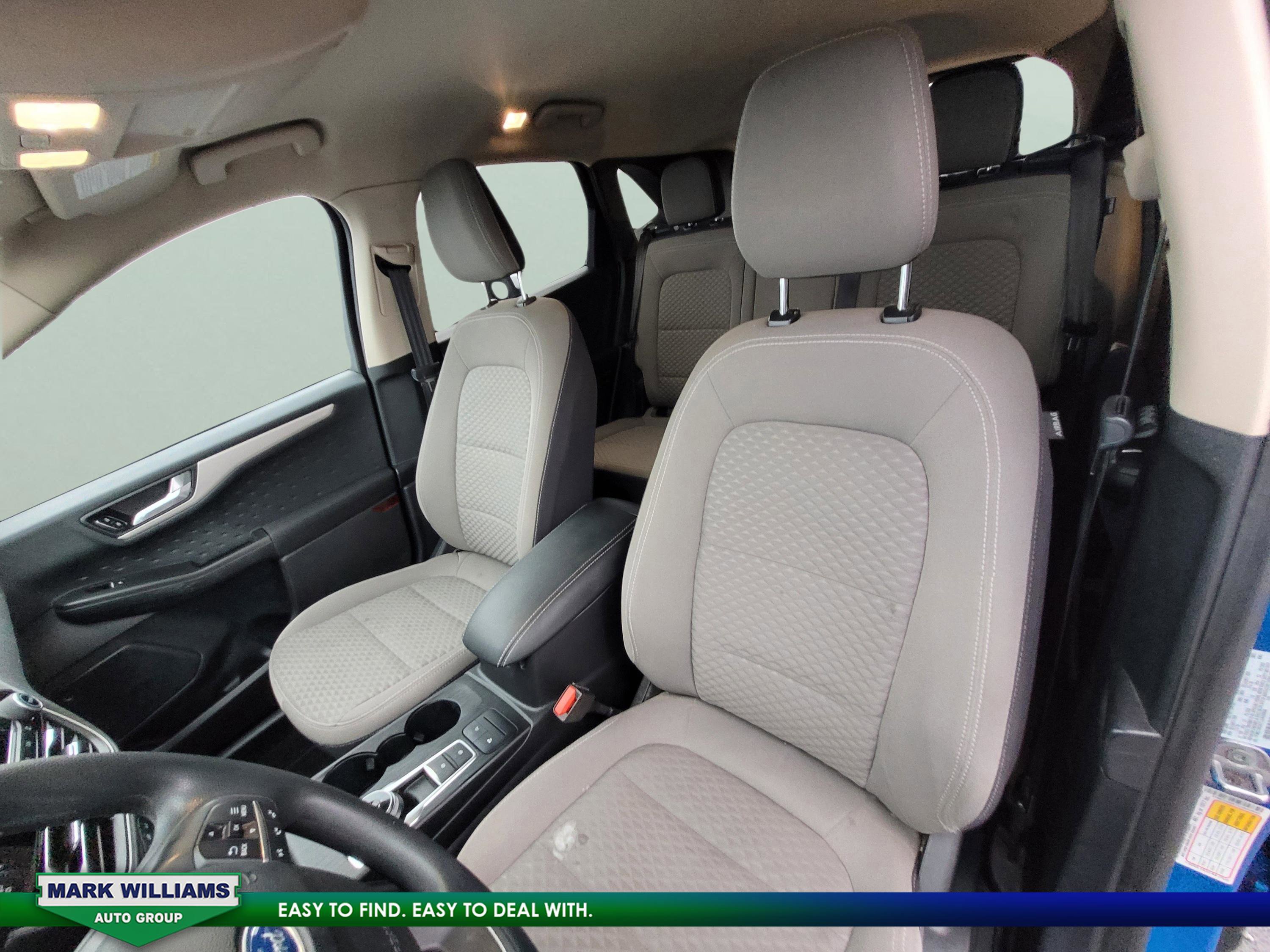 Certified 2020 Ford Escape SE image 32