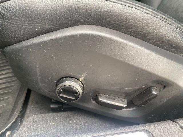 Used 2023 Volvo S60 T8 Plus w/ Climate Package image 16