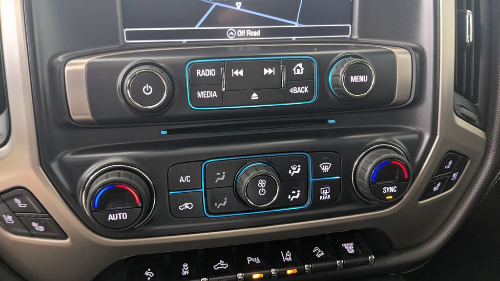 Used 2019 GMC Sierra 2500 Denali w/ Suspension Package, Off-Road AWD/4WD image 29