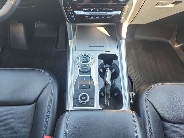 Certified 2023 Ford Explorer Limited w/ Equipment Group 301A AWD/4WD image 18