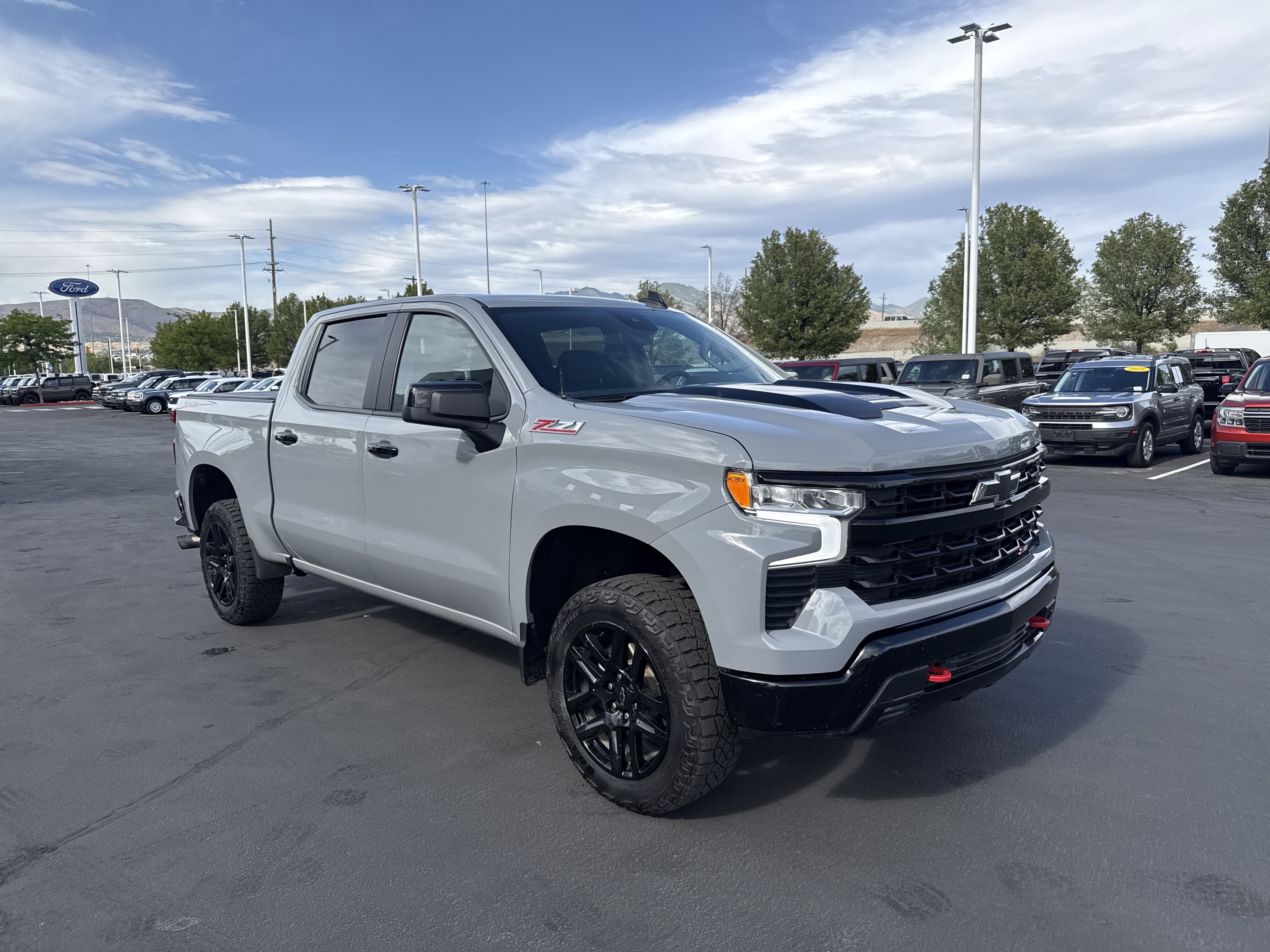Used 2024 Chevrolet Silverado 1500 LT Trail Boss AWD/4WD image 11
