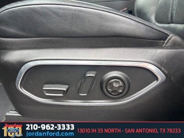 Used 2022 Jeep Wagoneer Series III AWD/4WD image 14