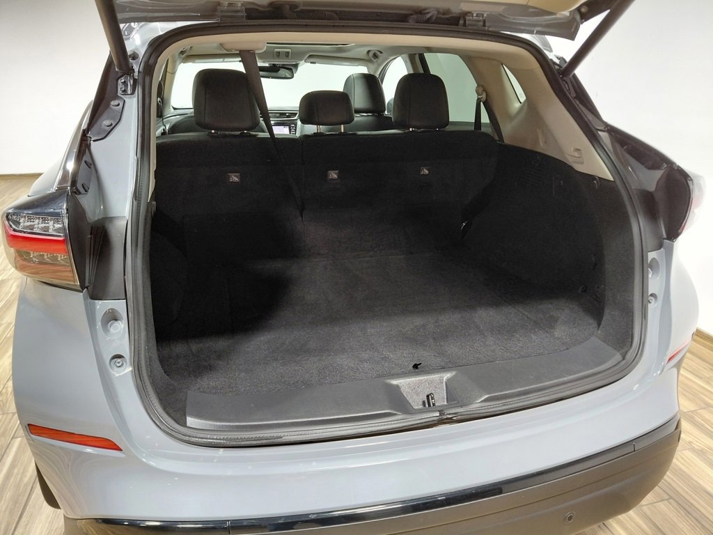 Used 2023 Nissan Murano SL image 44