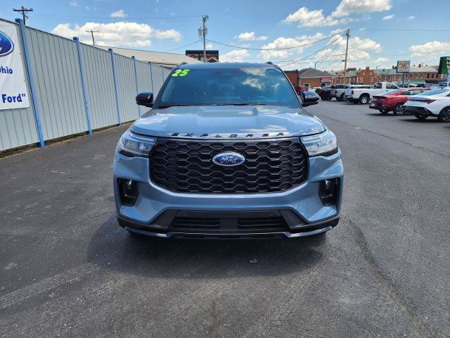 Certified 2025 Ford Explorer ST-Line w/ Premium Package AWD/4WD image 8