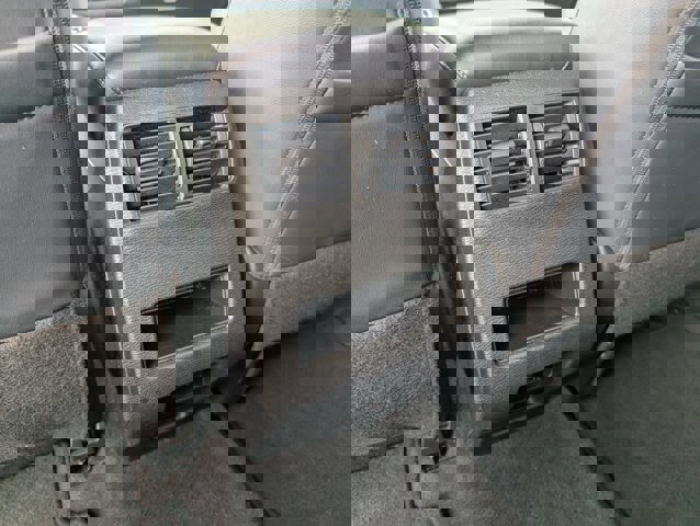 Used 2024 Mitsubishi Outlander SE image 27