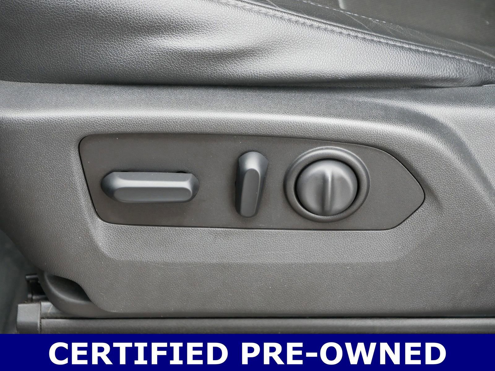 Used 2020 GMC Sierra 1500 SLT w/ SLT Premium Package image 13