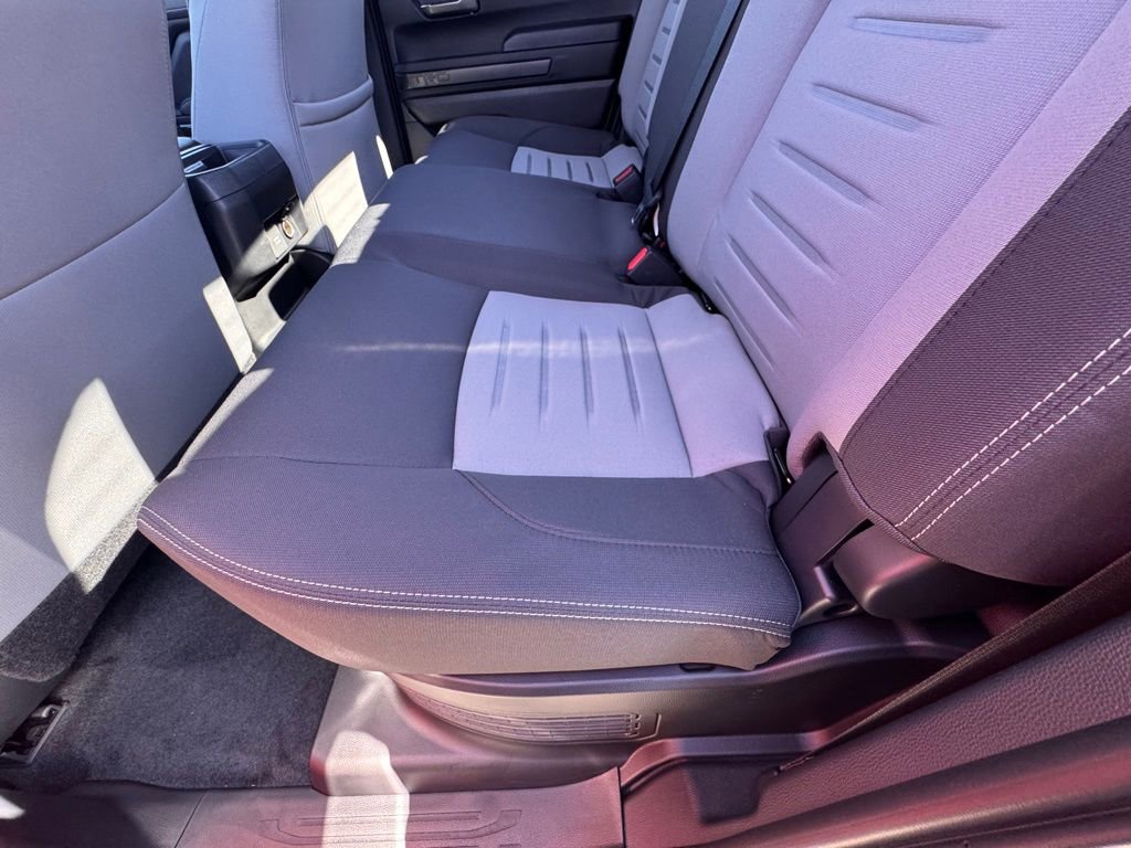 Used 2025 Toyota Tacoma TRD Off-Road image 31