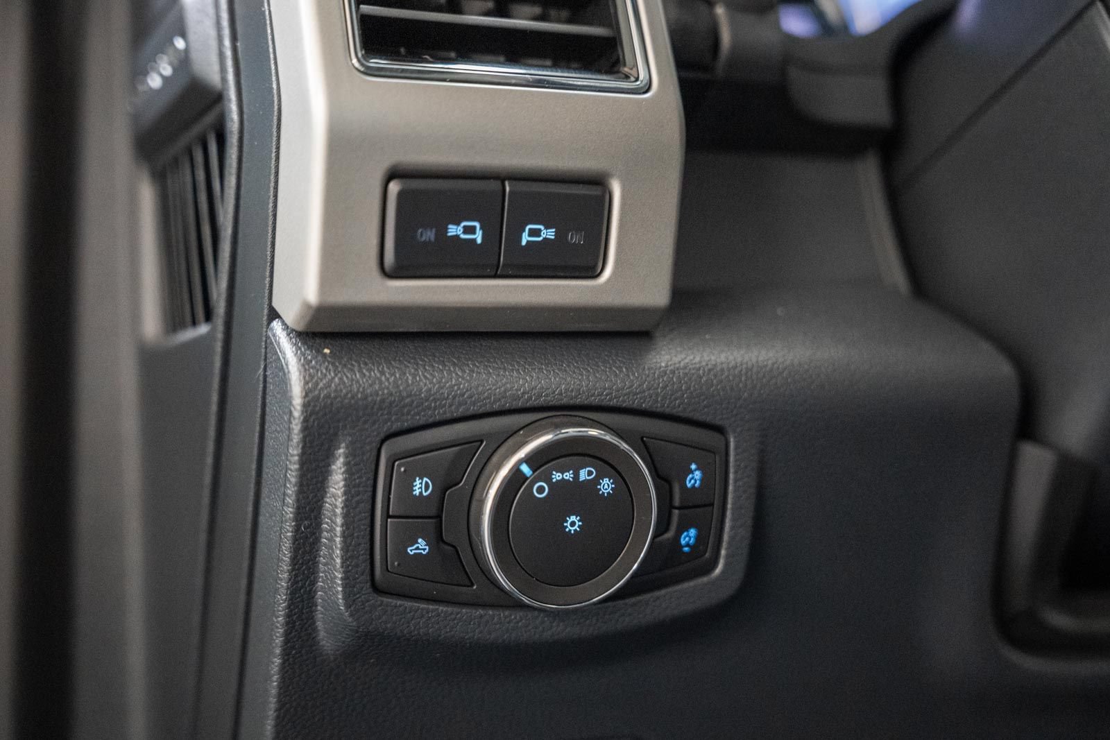 Certified 2022 Ford F250 Lariat w/ Black Appearance Package AWD/4WD image 48