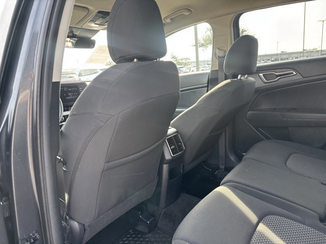 Certified 2024 Ford Escape ST-Line w/ Tech Pack #1 image 17