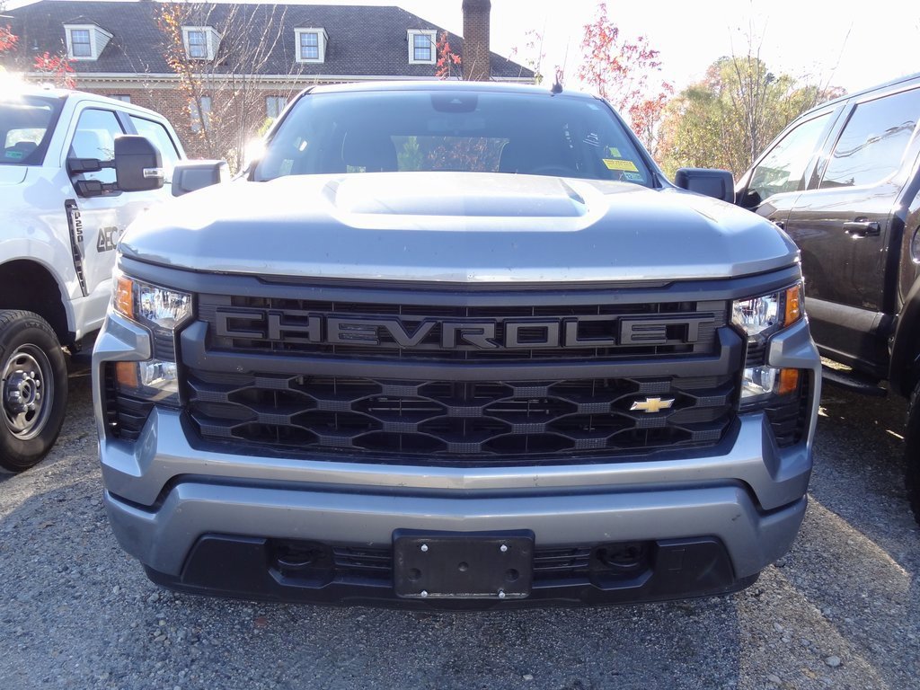 Used 2023 Chevrolet Silverado 1500 Custom image 5