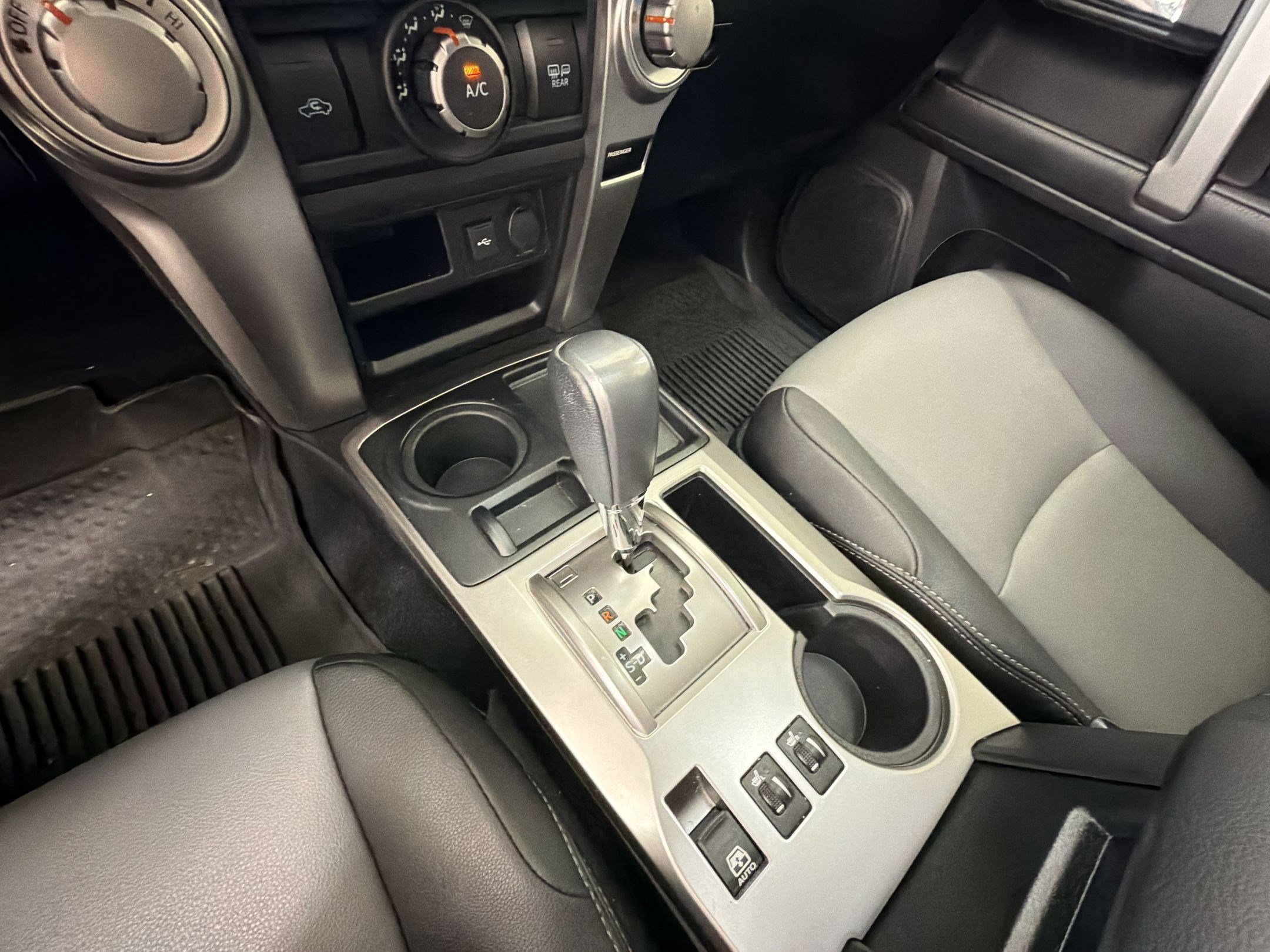 Used 2023 Toyota 4Runner SR5 Premium w/ Moonroof Package RWD image 19