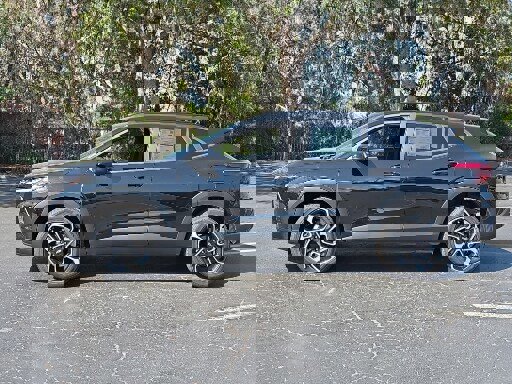 Used 2024 Chevrolet Trax RS w/ Driver Confidence Package image 2