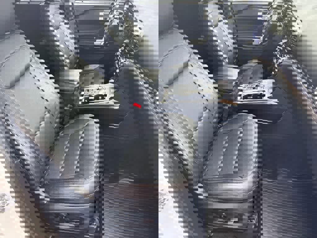 Certified 2022 Ford Explorer Limited w/ Hybrid Equipment Group 310A image 12