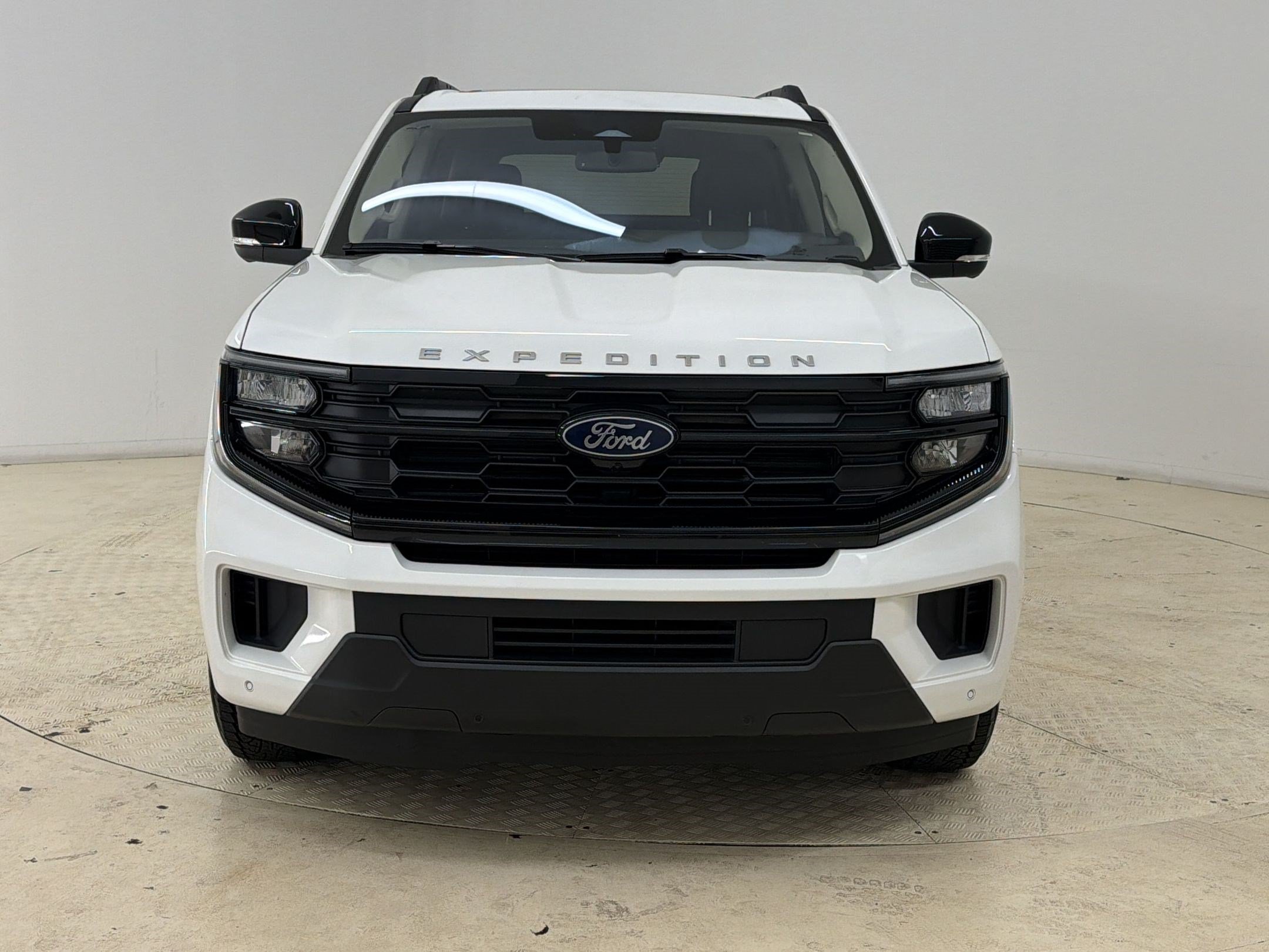 Certified 2025 Ford Expedition Active AWD/4WD image 6