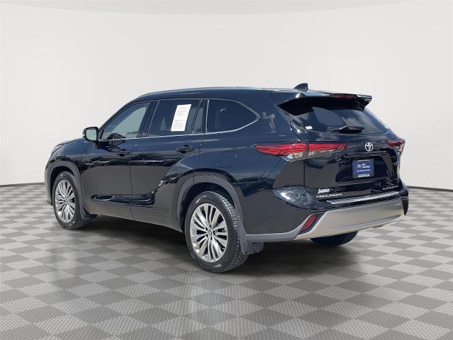 Used 2023 Toyota Highlander Platinum
