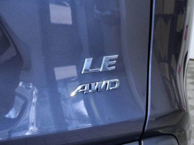 Used 2019 Toyota RAV4 LE AWD/4WD image 9
