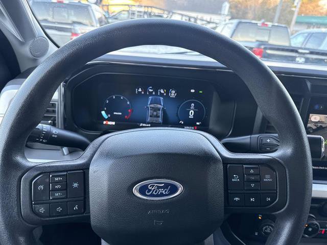 Certified 2023 Ford F350 XLT w/ Tremor Off-Road Package image 27