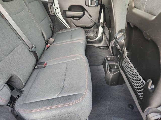 Used 2025 Jeep Wrangler Unlimited Rubicon image 31