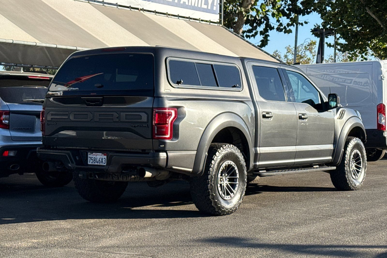 Certified 2020 Ford F150 Raptor w/ Equipment Group 802A Luxury AWD/4WD image 4