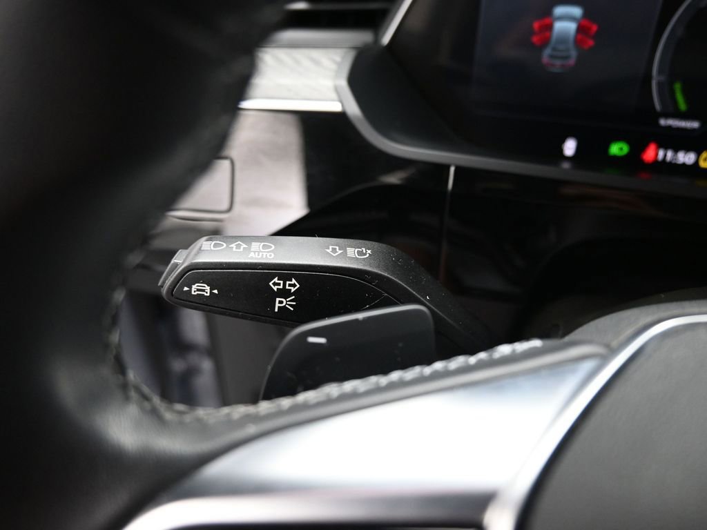 Used 2022 Audi e-tron Premium Plus image 14