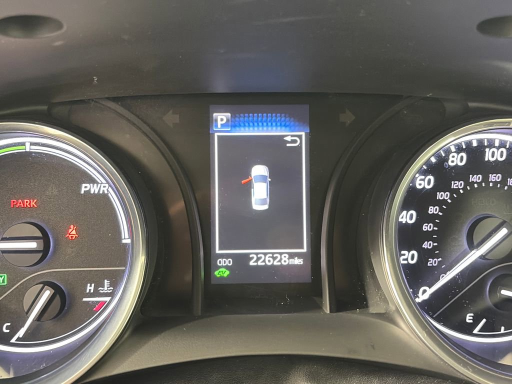 Used 2020 Toyota Camry SE w/ Carpet Mat Package FWD image 15