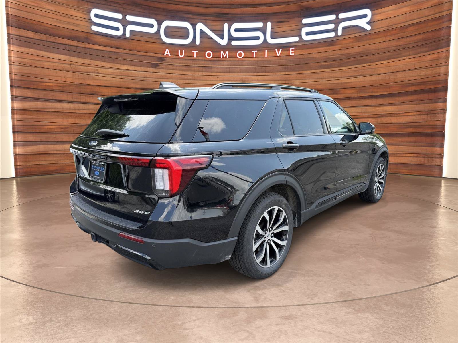 Certified 2026 Ford Explorer ST-Line AWD/4WD image 7