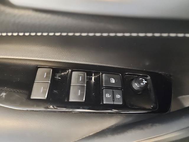 Used 2024 Toyota Corolla SE FWD image 23