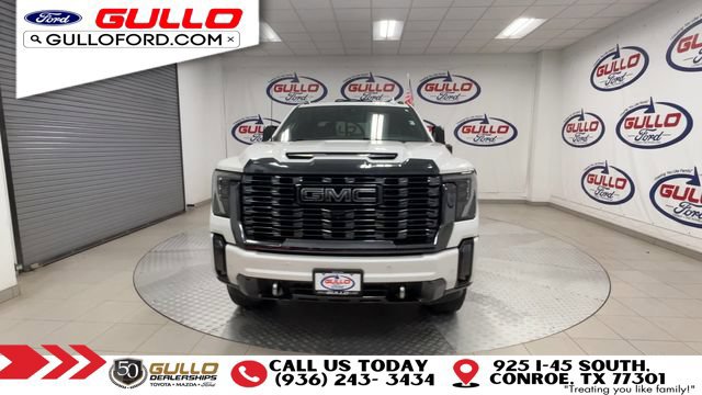 Used 2024 GMC Sierra 2500 Denali Ultimate w/ Max Trailering Package AWD/4WD image 3