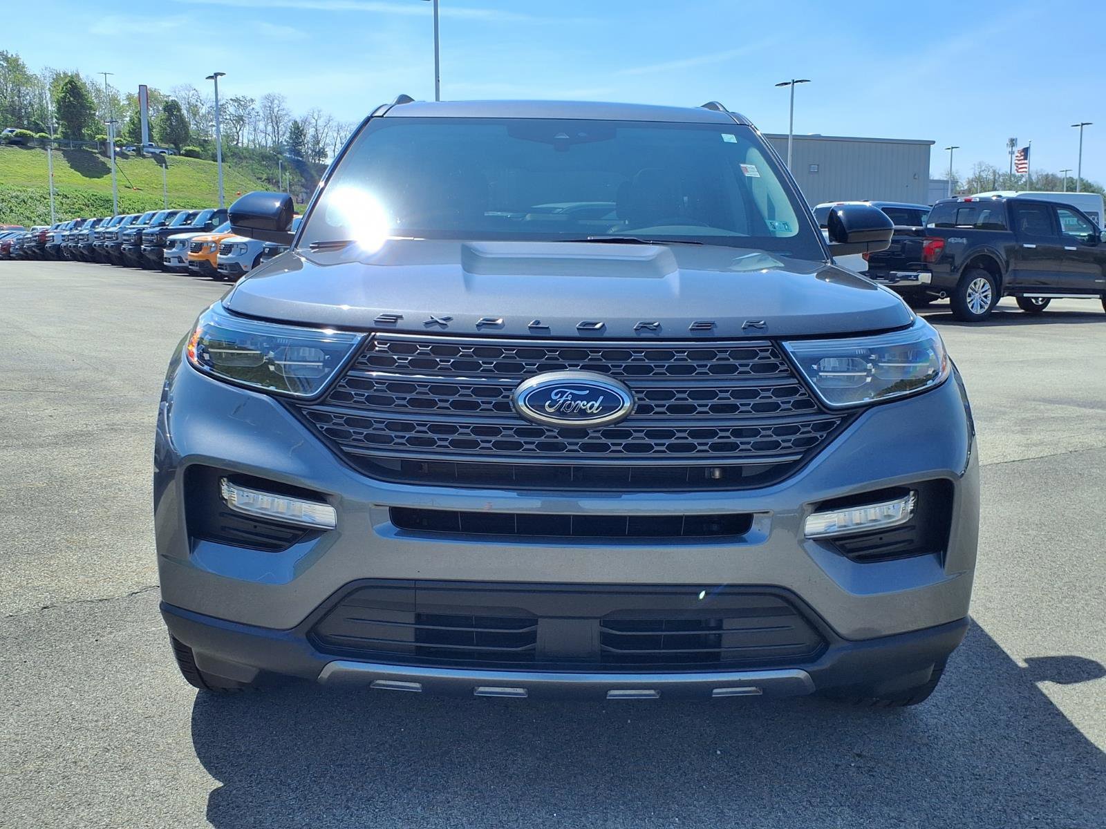 Certified 2023 Ford Explorer XLT w/ Equipment Group 202A AWD/4WD image 2