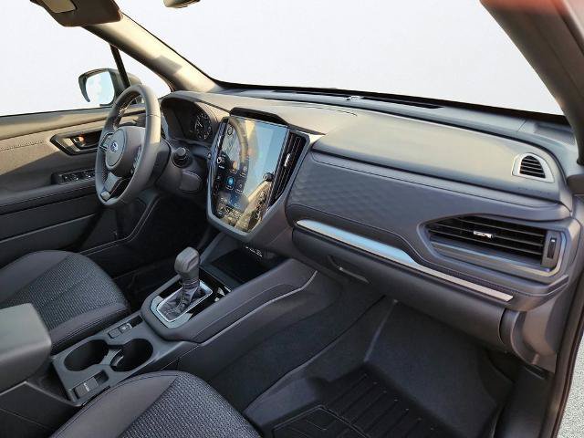 Used 2025 Subaru Forester Premium AWD/4WD image 22