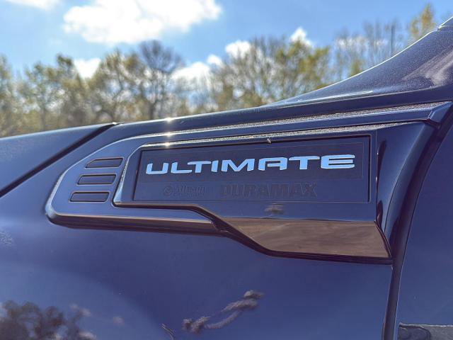 Used 2025 GMC Sierra 2500 Denali Ultimate image 10