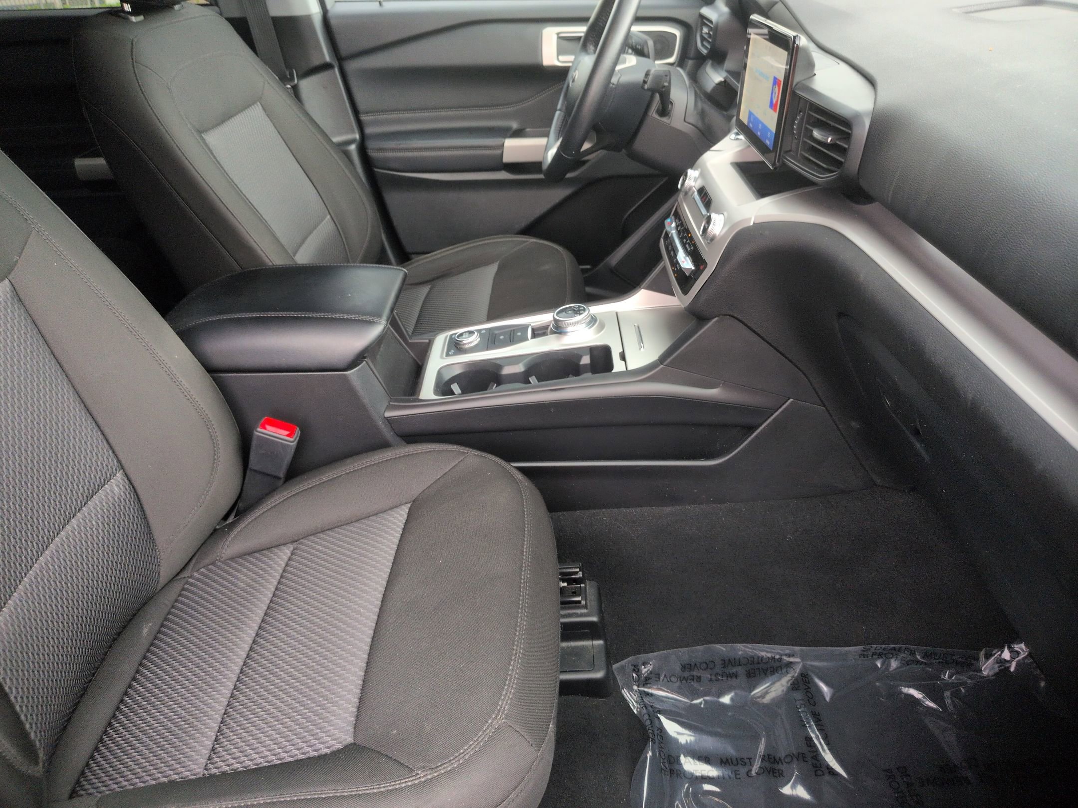 Certified 2024 Ford Explorer XLT AWD/4WD image 35