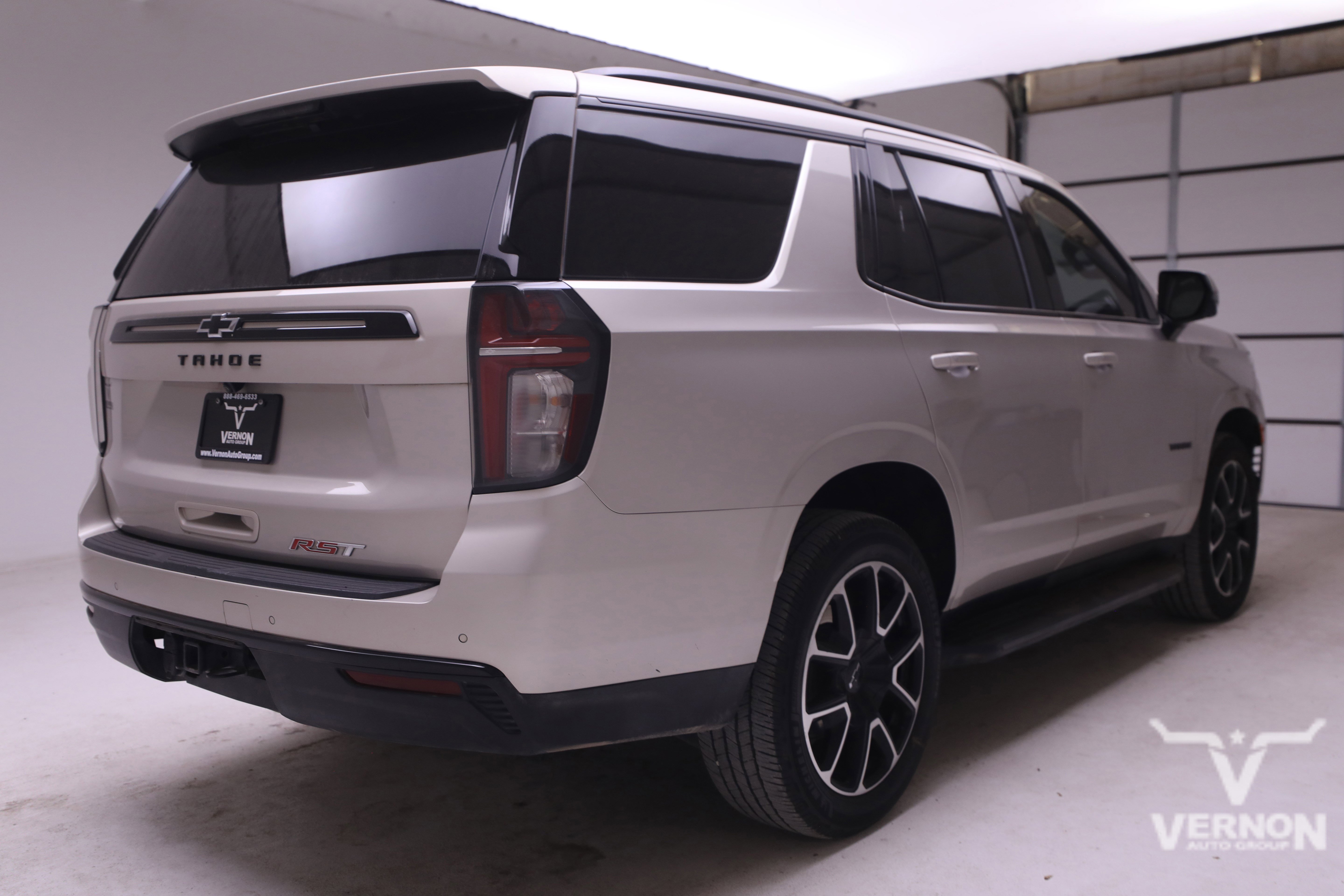 Used 2023 Chevrolet Tahoe RST w/ Luxury Package image 5