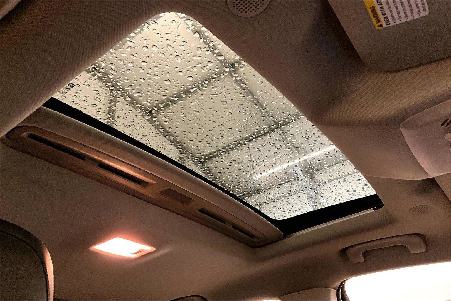 Used 2019 Buick Encore Sport Touring image 21