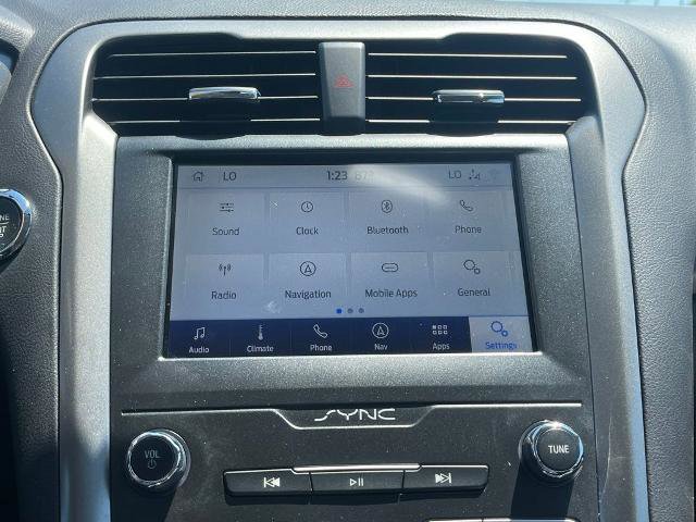 Certified 2020 Ford Fusion SE FWD image 36