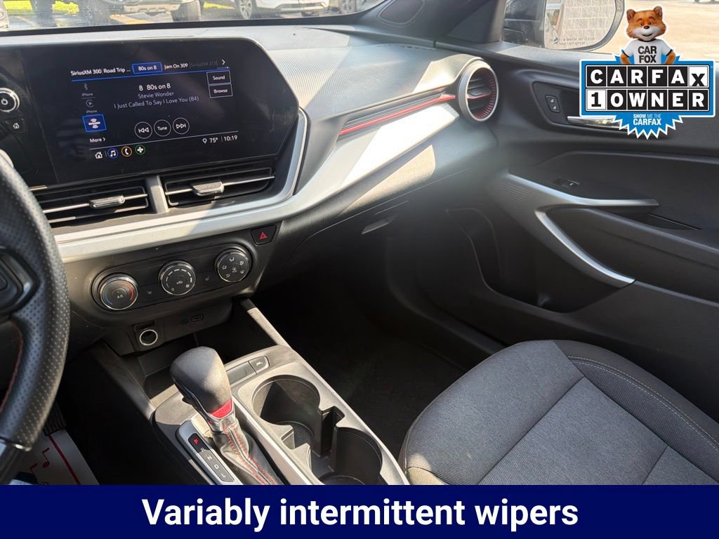 Used 2024 Chevrolet Trax RS FWD image 29