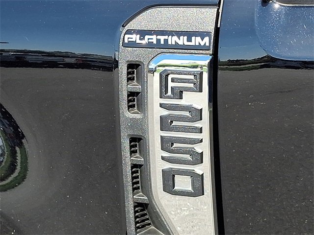 Certified 2024 Ford F250 Platinum image 31
