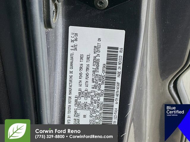 Used 2020 Toyota Tacoma SR AWD/4WD image 30