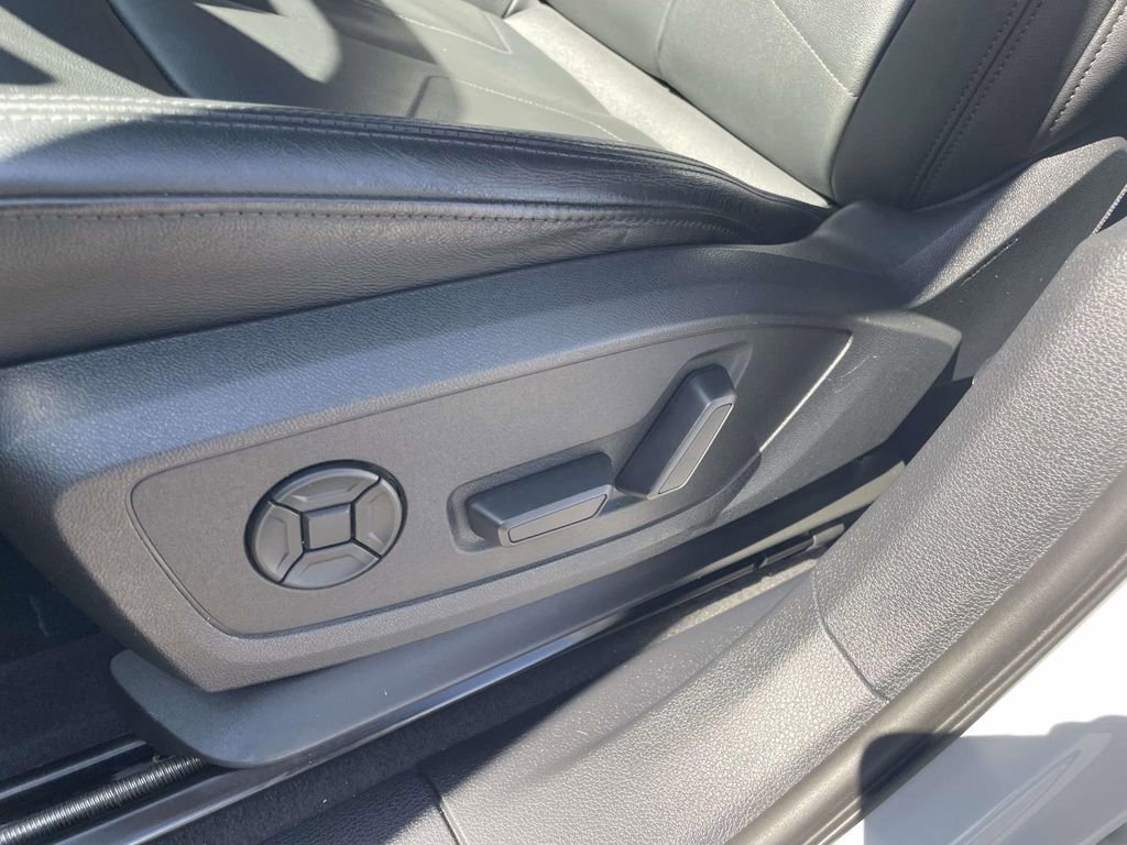 Used 2020 Audi Q3 2.0T Premium image 18