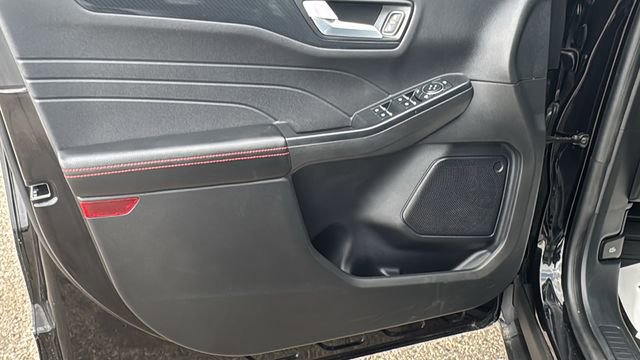 Certified 2024 Ford Escape ST-Line w/ Tech Pack #1 image 11