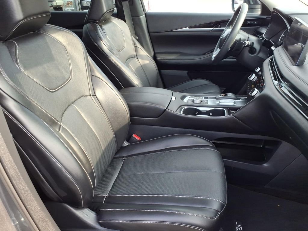 Used 2025 INFINITI QX60 Pure FWD image 6