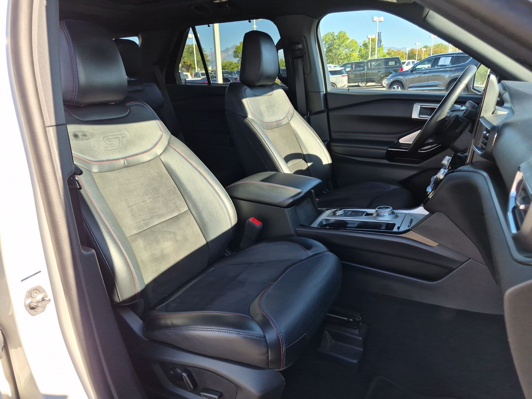 Certified 2023 Ford Explorer ST w/ Technology Package AWD/4WD image 35