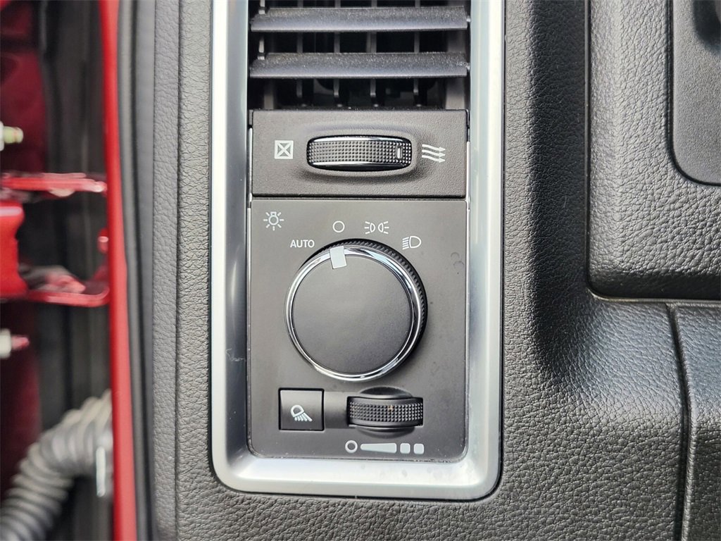 Used 2022 RAM 1500 Classic Warlock image 23