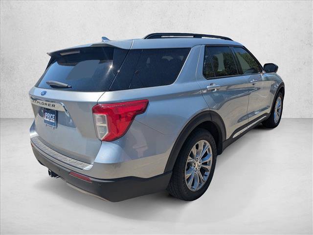 Certified 2020 Ford Explorer XLT w/ Equipment Group 202A AWD/4WD image 5