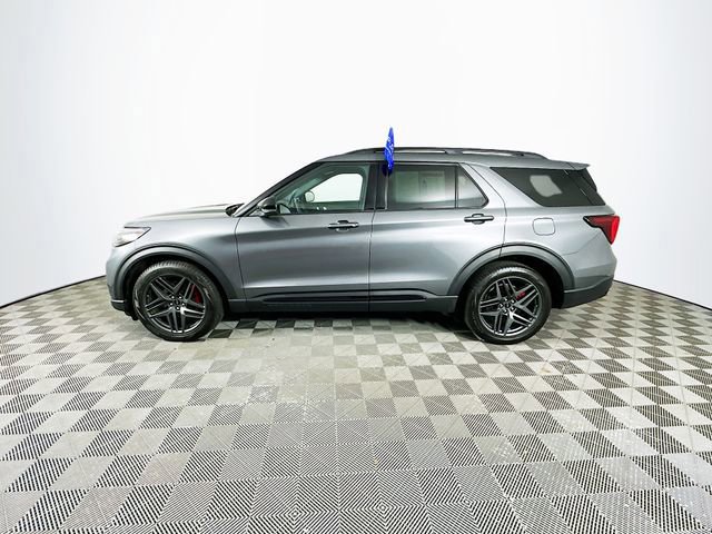 Certified 2025 Ford Explorer ST video 2