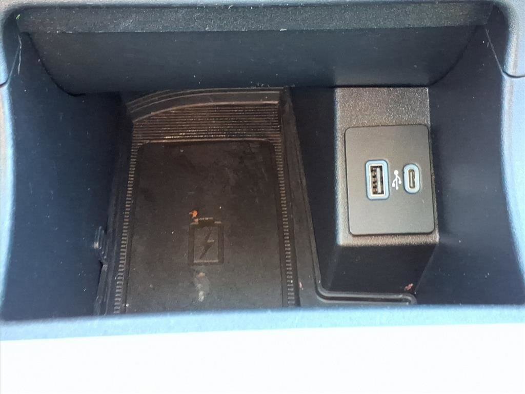 Certified 2024 Ford Edge SEL w/ Convenience Package image 18