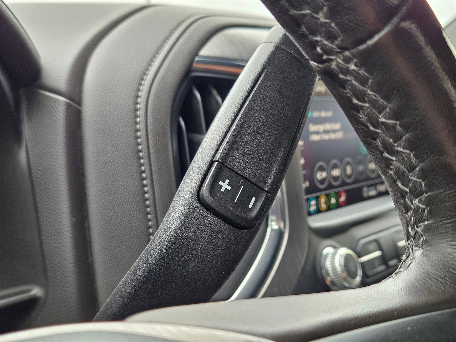 Used 2020 GMC Sierra 2500 Denali w/ Denali Ultimate Package image 16