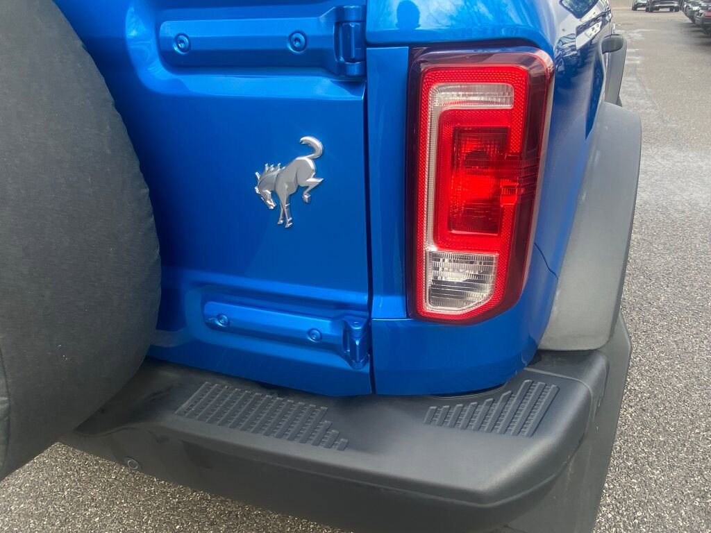 Certified 2023 Ford Bronco Black Diamond image 21